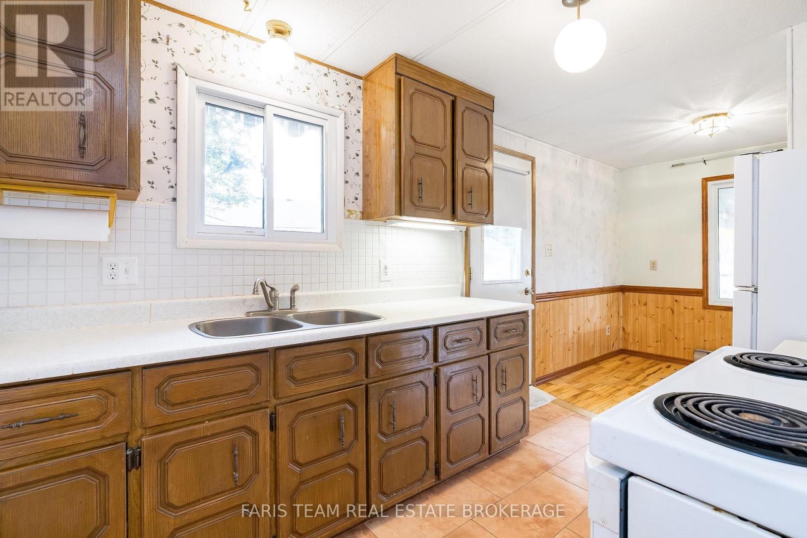 67 Main Street, Innisfil, Ontario  L9S 1N2 - Photo 8 - N12485331