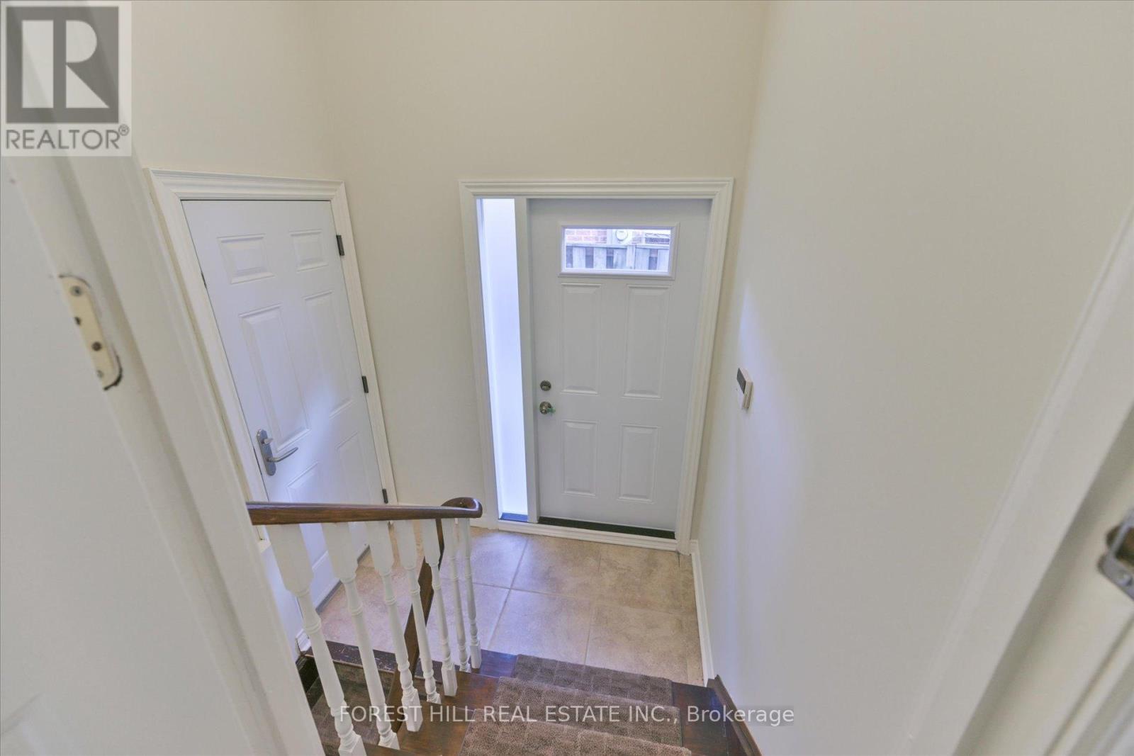 137 Marsi Road, Richmond Hill, Ontario  L4C 5R3 - Photo 20 - N12485333
