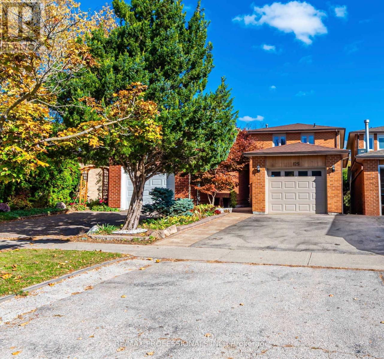 125 KERSEY CRESCENT, Richmond Hill, Ontario