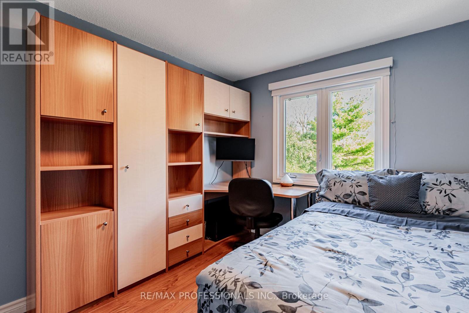 125 Kersey Crescent, Richmond Hill, Ontario  L4C 5X4 - Photo 29 - N12485380