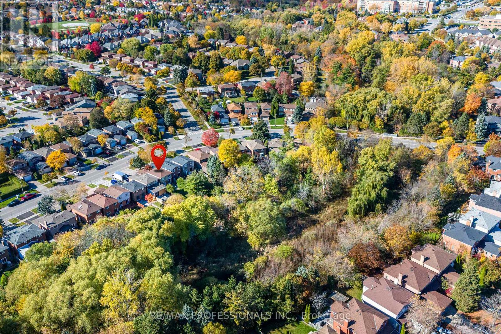 125 Kersey Crescent, Richmond Hill, Ontario  L4C 5X4 - Photo 42 - N12485380