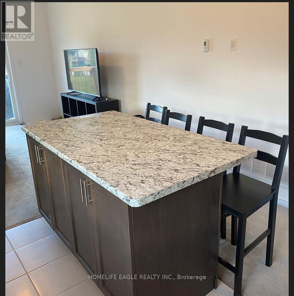 172 Isabella Drive, Orillia, Ontario  L3V 8K7 - Photo 6 - S12485357