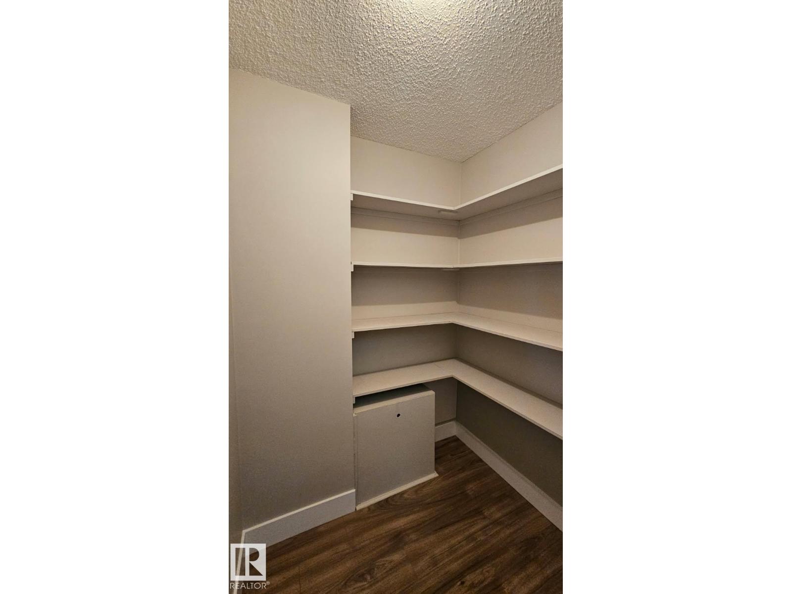 #8 2703 79 St Nw, Edmonton, Alberta  T6K 3Z6 - Photo 2 - E4463732