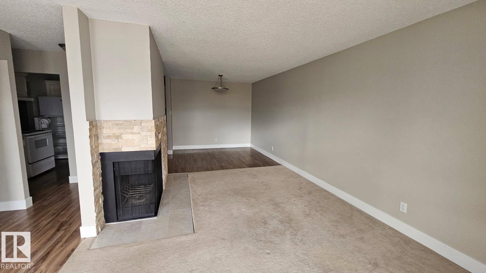 #8 2703 79 St Nw, Edmonton, Alberta  T6K 3Z6 - Photo 4 - E4463732