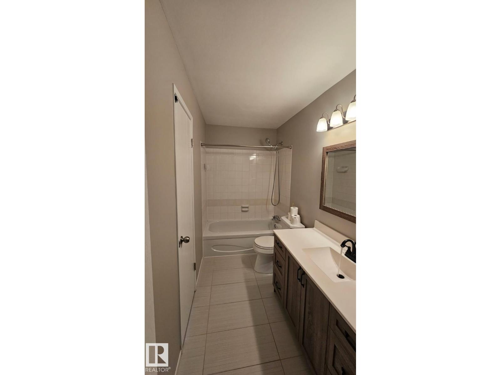 #8 2703 79 St Nw, Edmonton, Alberta  T6K 3Z6 - Photo 8 - E4463732