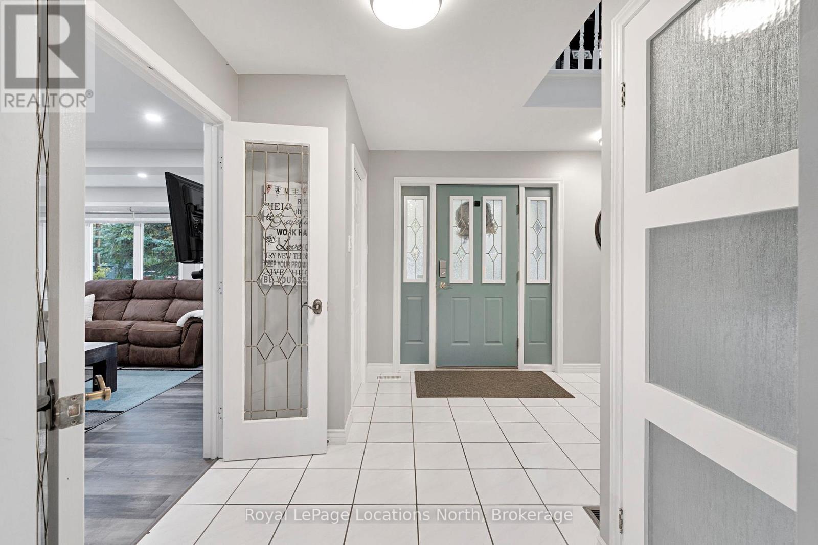 266 45th Street S, Wasaga Beach, Ontario  L9Z 1R3 - Photo 16 - S12485492