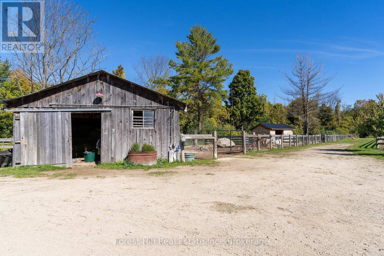 496629 Grey Road 2, Blue Mountains, Ontario  N0H 1J0 - Photo 19 - X12485502