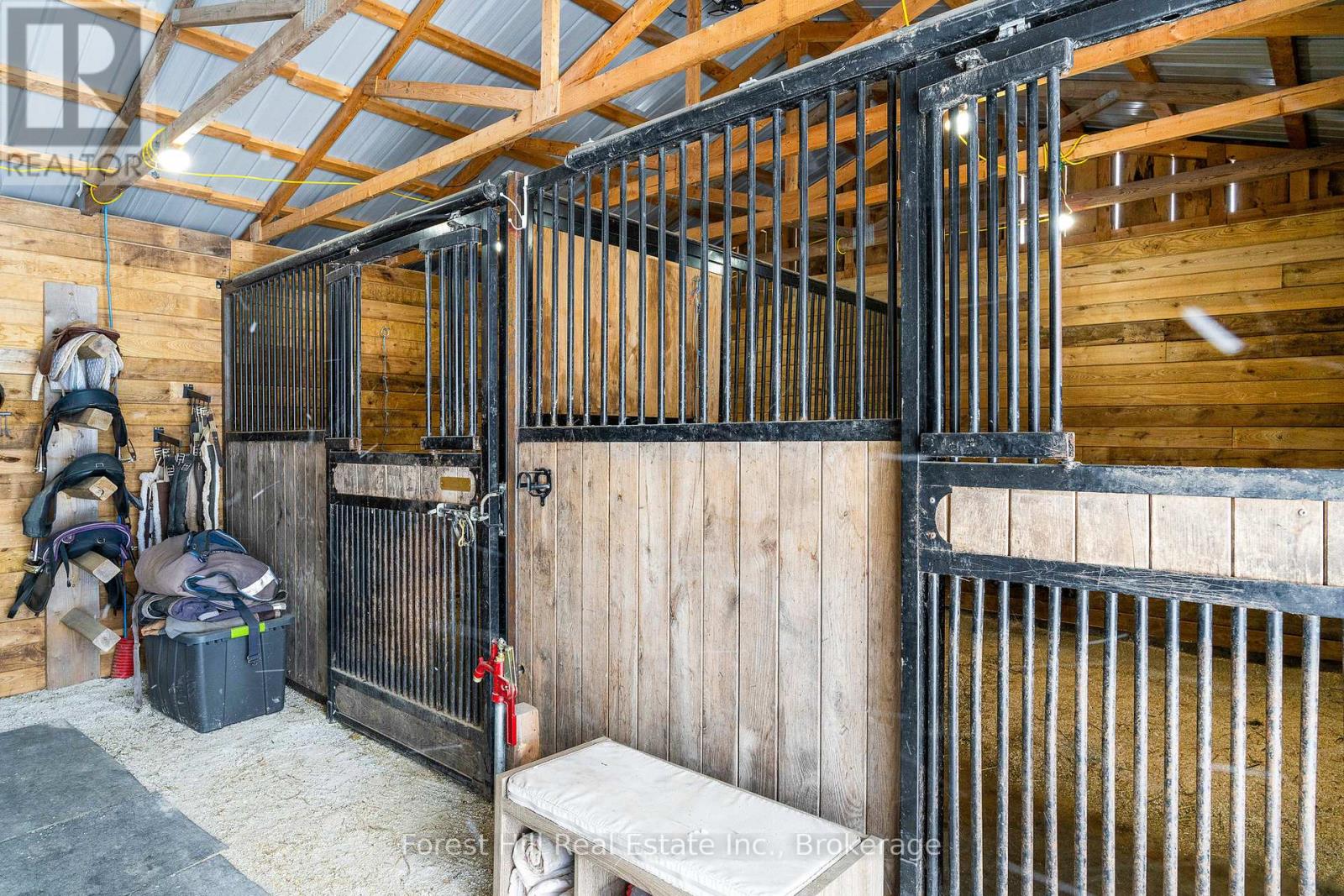 496629 Grey Road 2, Blue Mountains, Ontario  N0H 1J0 - Photo 22 - X12485502