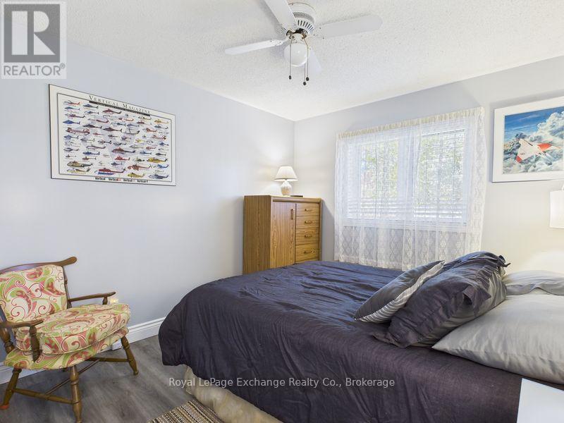 2 - 390 Macdougall Drive, Kincardine, Ontario  N2Z 3B1 - Photo 10 - X12485532