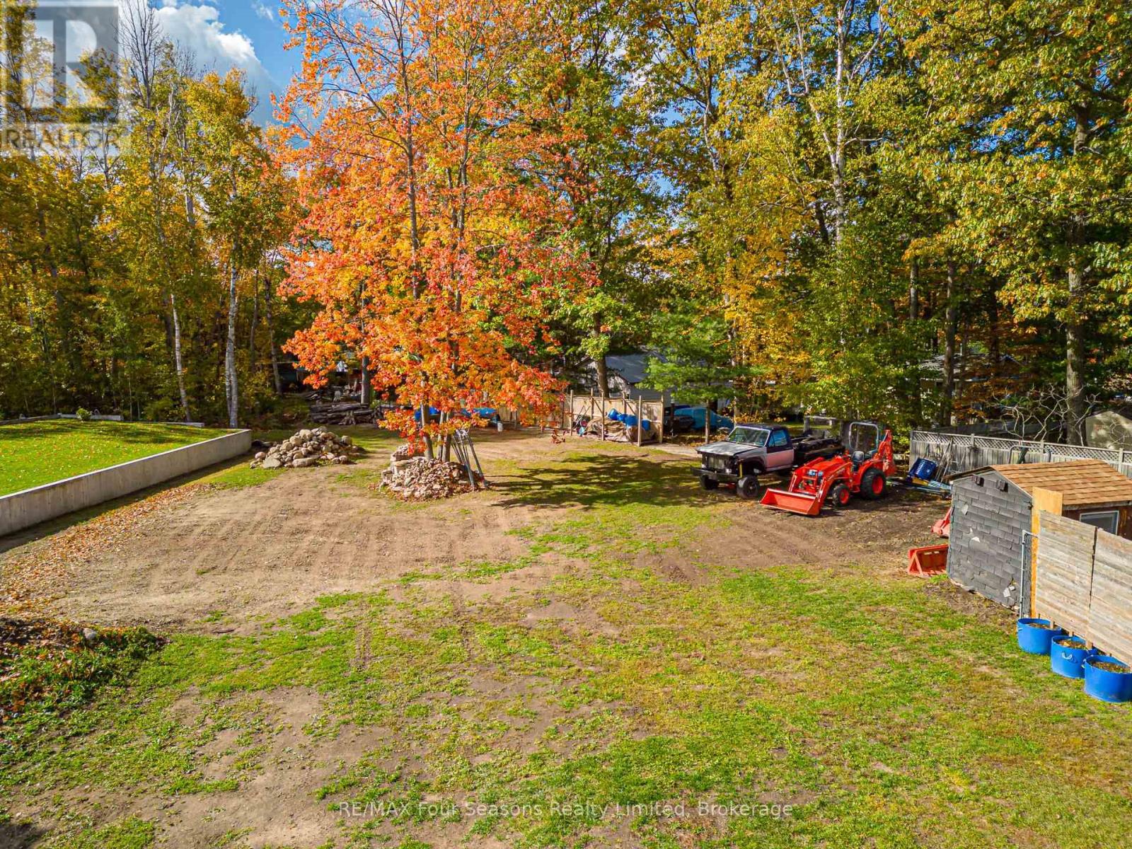 24 Indianola Crescent, Wasaga Beach, Ontario  L9Z 2W3 - Photo 24 - S12482347