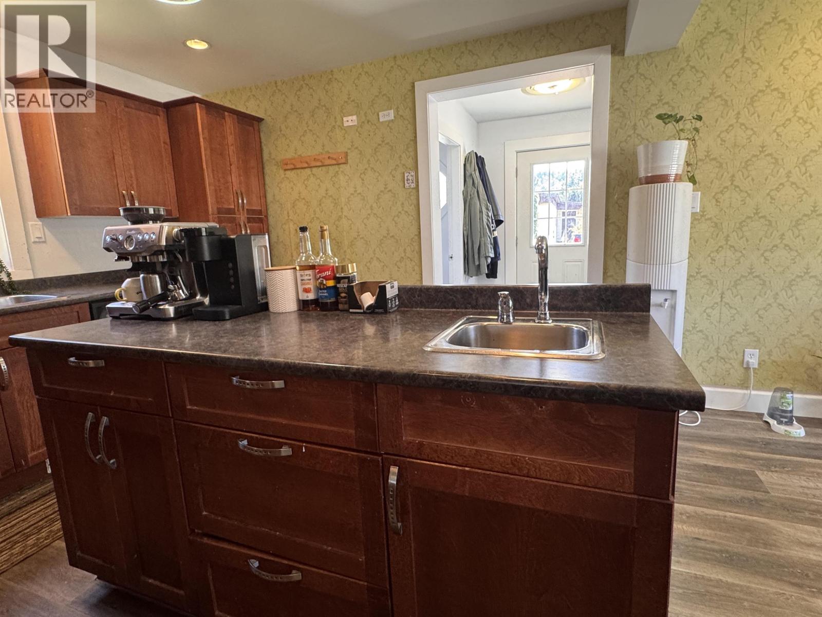 2630 Clark Street, Terrace, British Columbia  V8G 3S4 - Photo 8 - R3062415