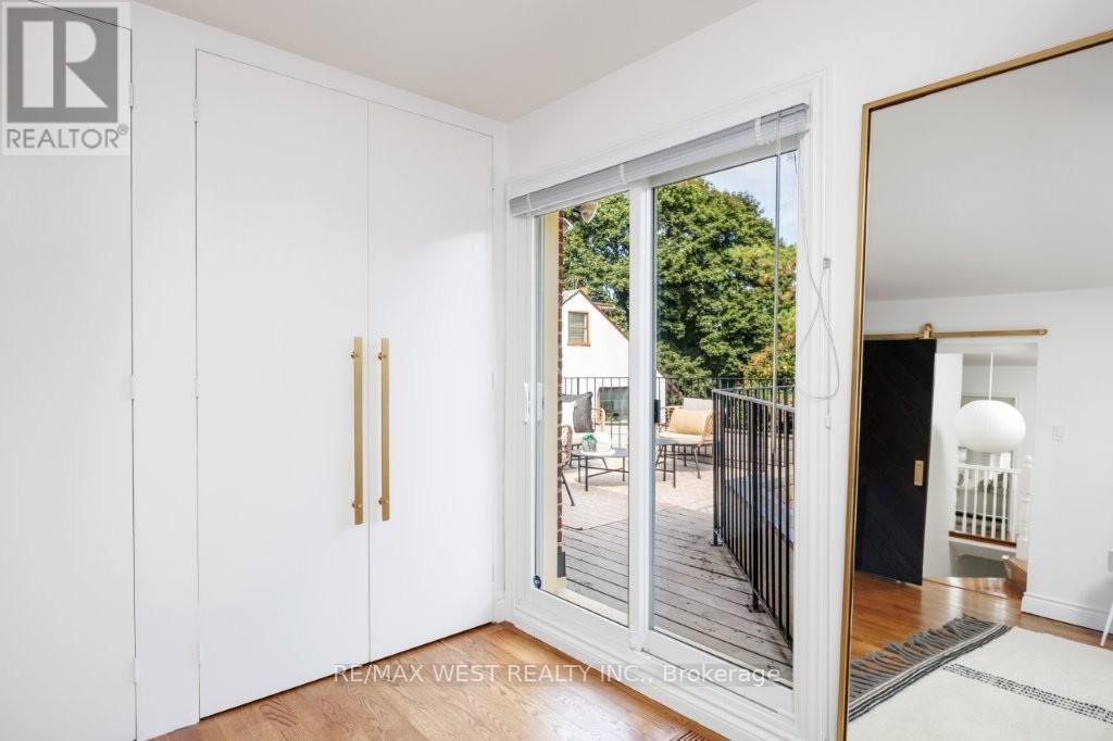 207 Ellis Avenue, Toronto, Ontario  M6S 2X4 - Photo 20 - W12485337