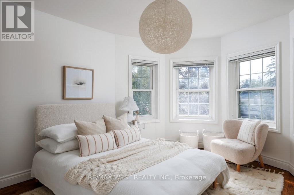 207 Ellis Avenue, Toronto, Ontario  M6S 2X4 - Photo 25 - W12485337