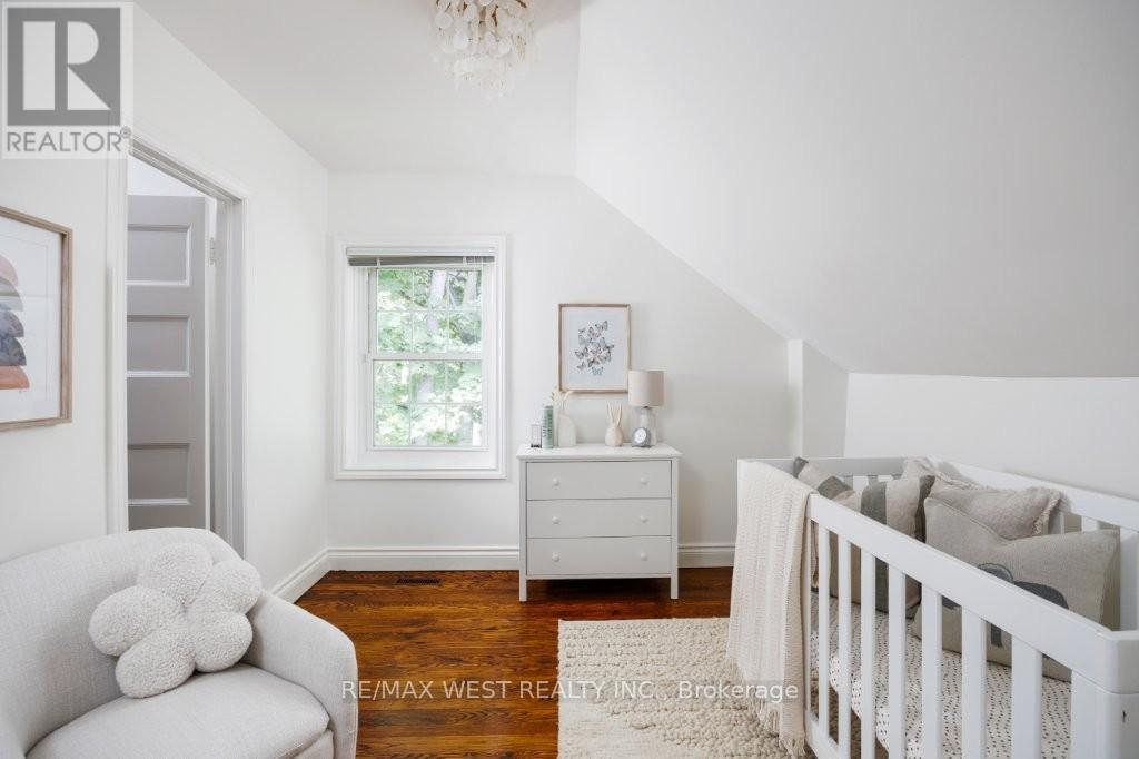 207 Ellis Avenue, Toronto, Ontario  M6S 2X4 - Photo 26 - W12485337