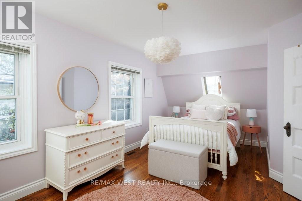 207 Ellis Avenue, Toronto, Ontario  M6S 2X4 - Photo 27 - W12485337