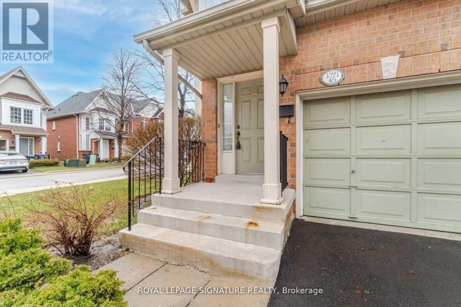 45 - 1591 South Parade Court, Mississauga, Ontario  L5M 6G1 - Photo 2 - W12485360