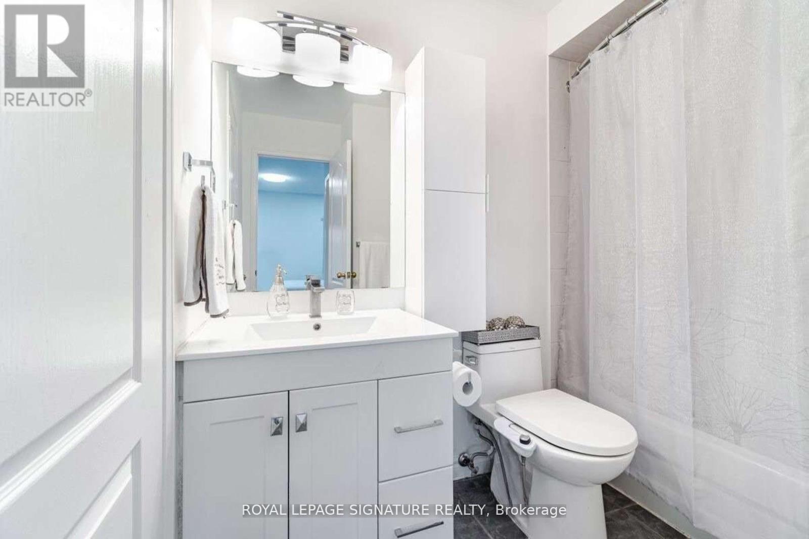 45 - 1591 South Parade Court, Mississauga, Ontario  L5M 6G1 - Photo 9 - W12485360