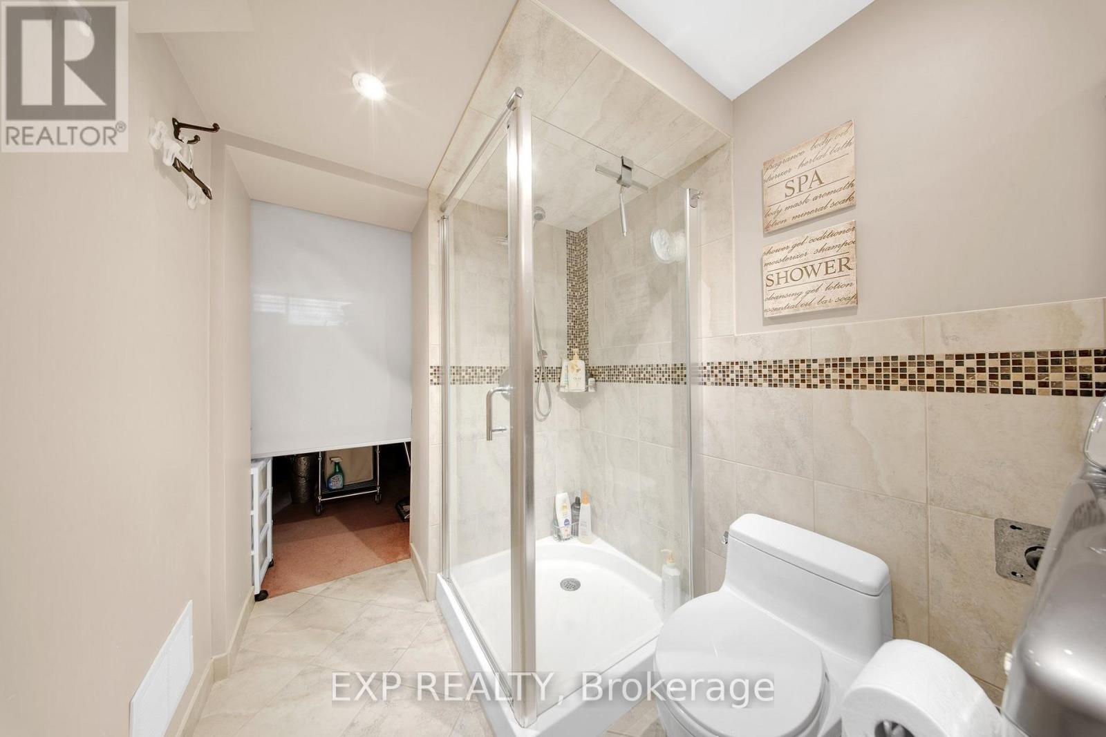 3620 Ponytrail Drive, Mississauga, Ontario  L4X 1W4 - Photo 31 - W12485377