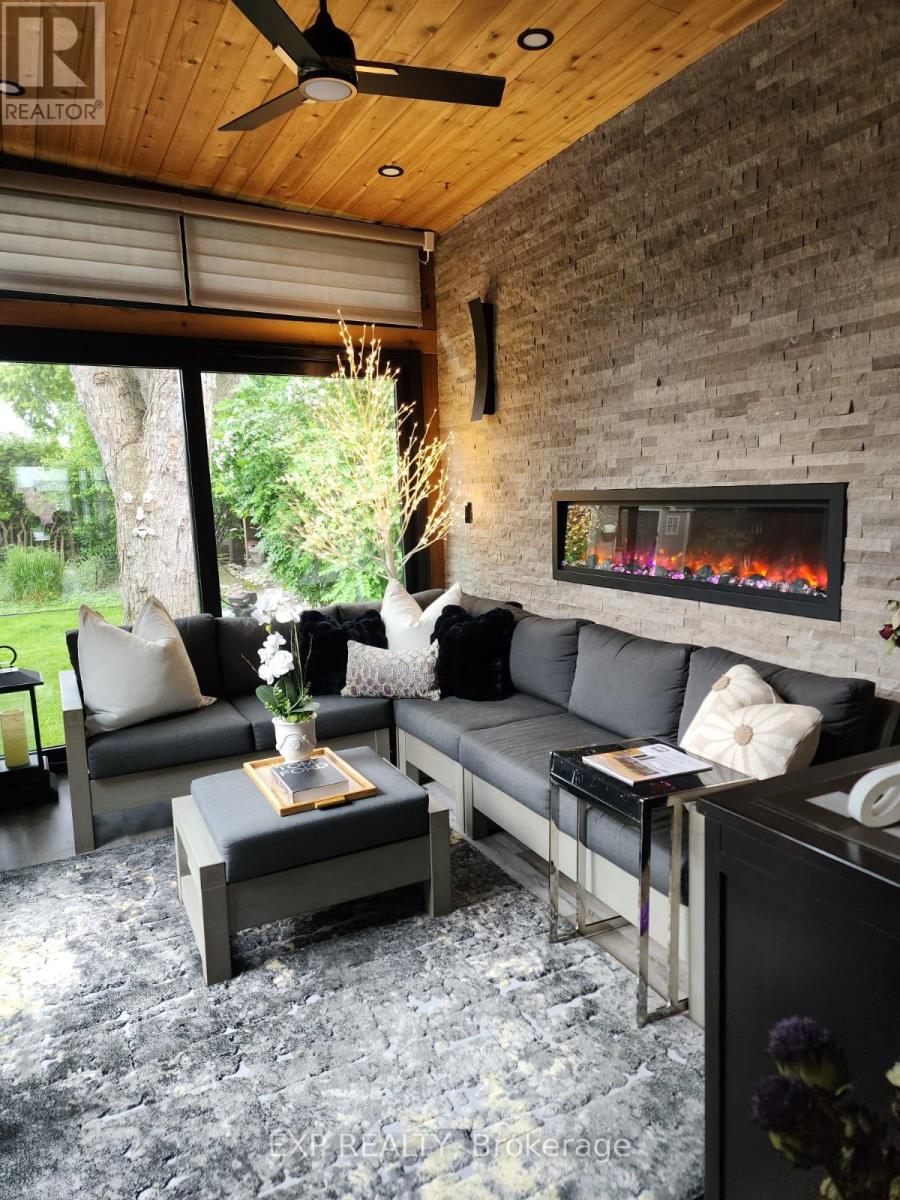 3620 Ponytrail Drive, Mississauga, Ontario  L4X 1W4 - Photo 32 - W12485377