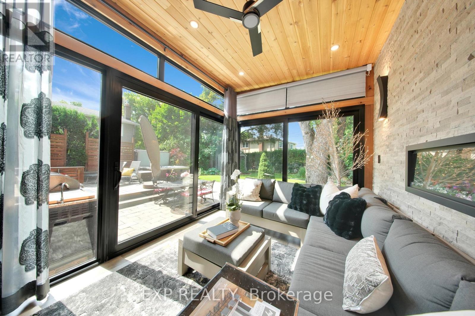 3620 Ponytrail Drive, Mississauga, Ontario  L4X 1W4 - Photo 34 - W12485377