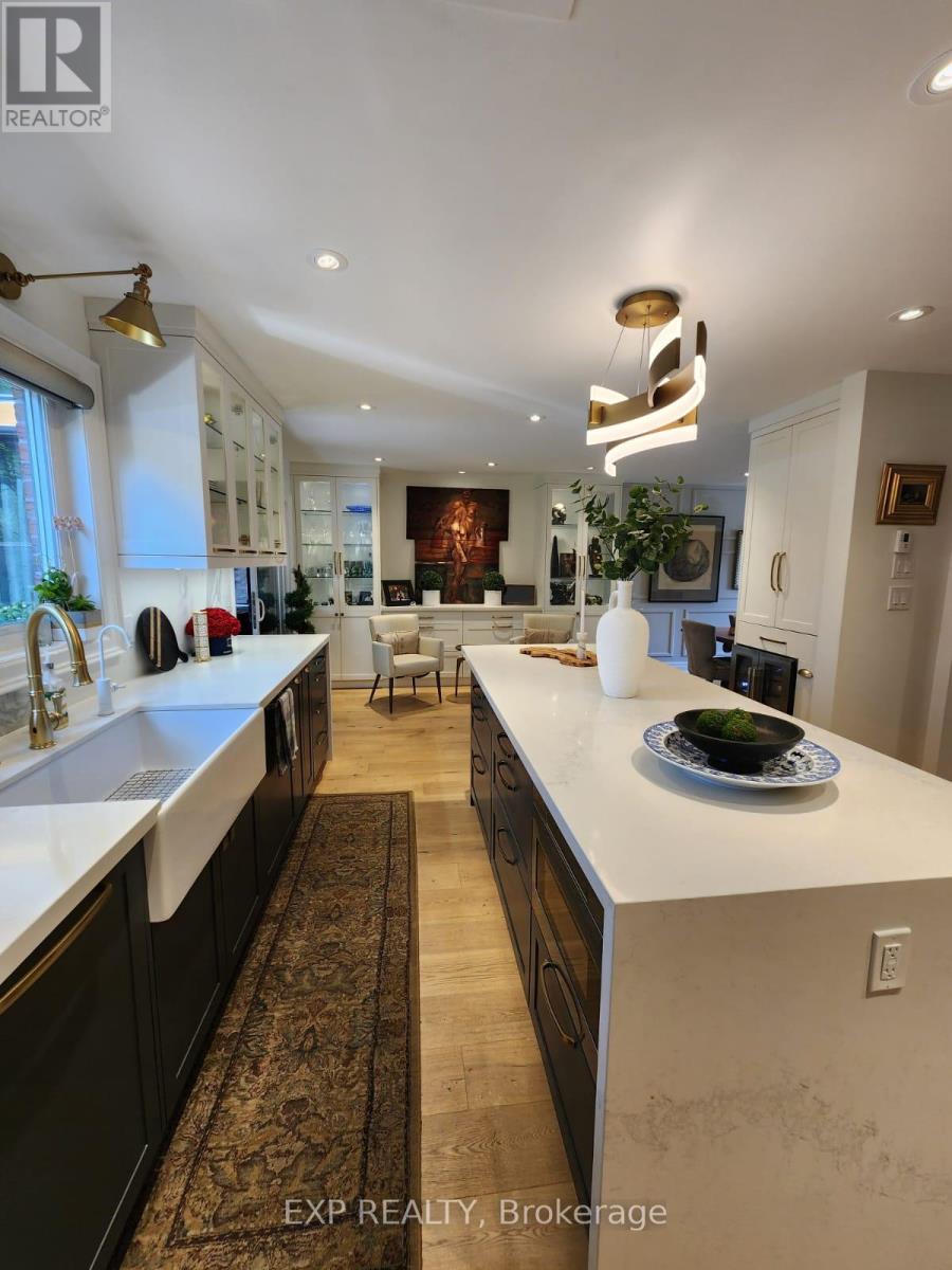 3620 Ponytrail Drive, Mississauga, Ontario  L4X 1W4 - Photo 7 - W12485377