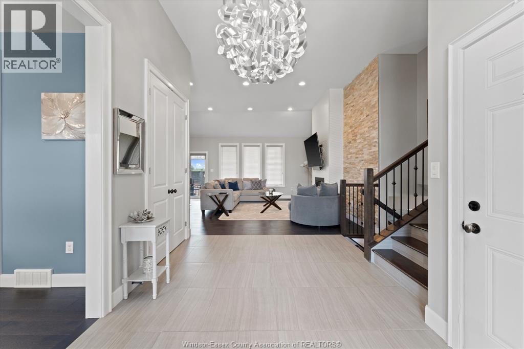 918 Driftwood Crescent, Lakeshore, Ontario  N0R 1A0 - Photo 5 - 25027343