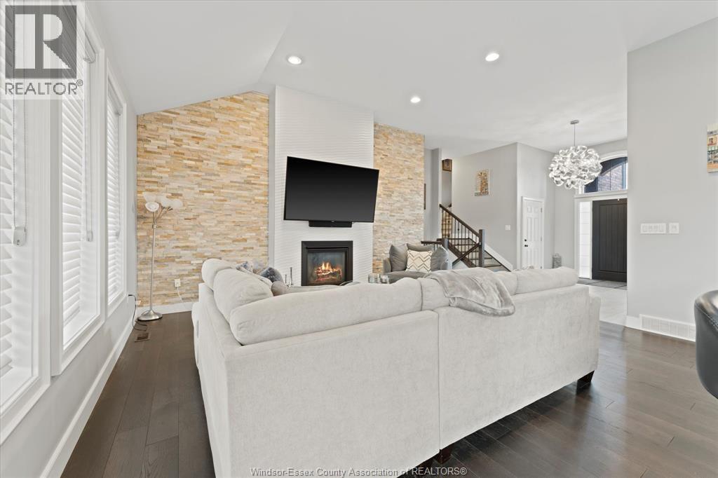 918 Driftwood Crescent, Lakeshore, Ontario  N0R 1A0 - Photo 9 - 25027343