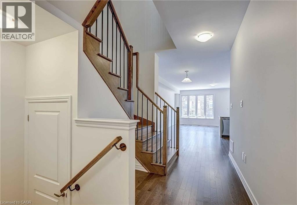 1183 Restivo Lane, Halton, Ontario  L9T 2X5 - Photo 2 - 40783673