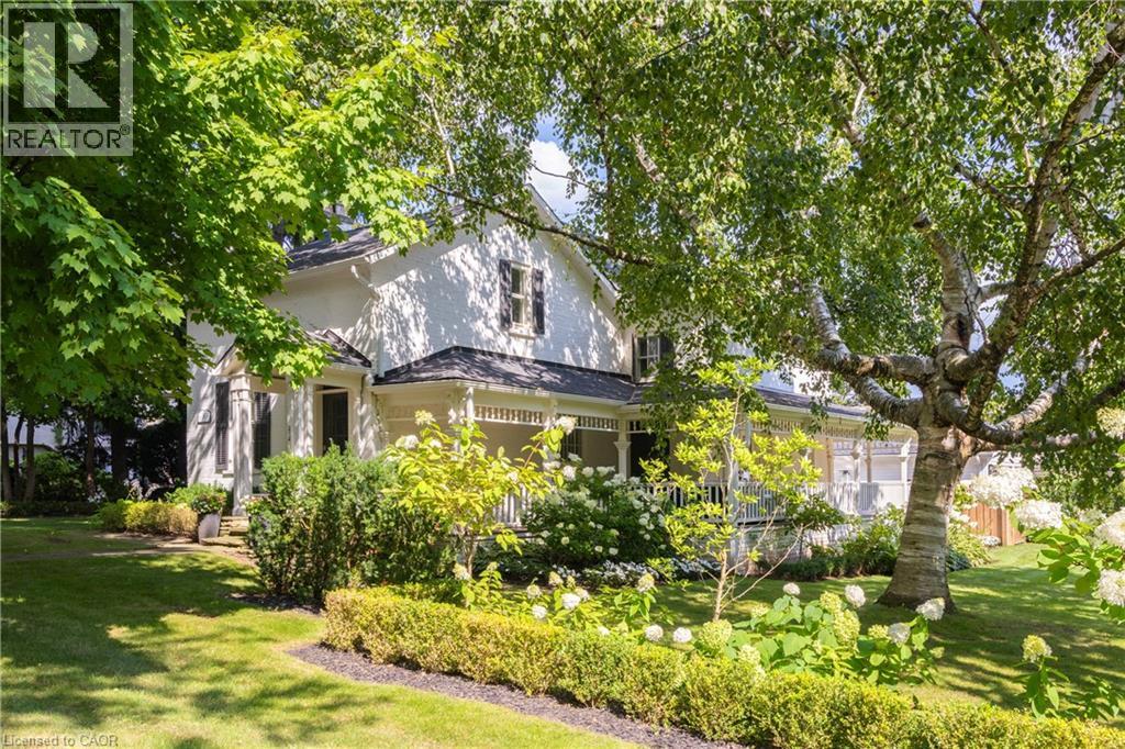 212 KING Street, Oakville, Ontario