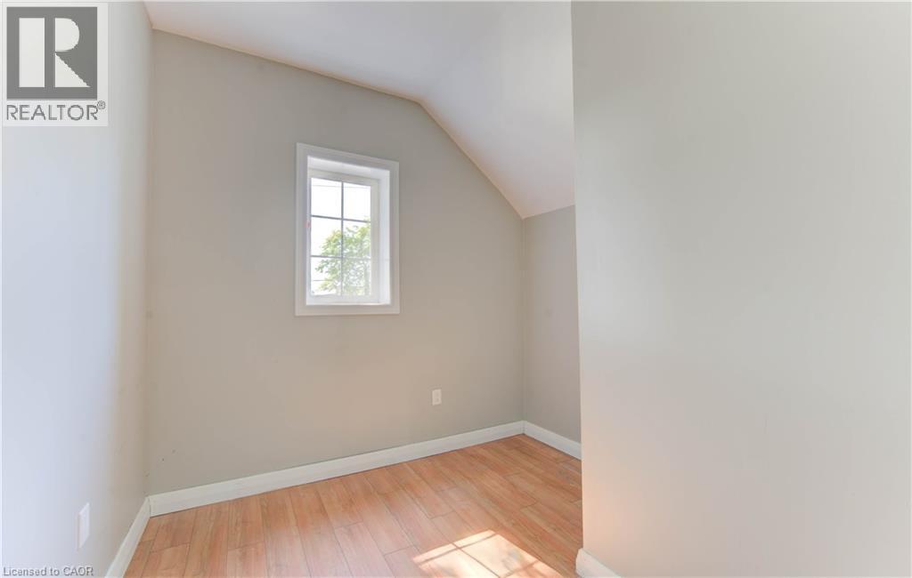 138 Courtland Avenue E, Kitchener, Ontario  N2G 2V1 - Photo 36 - 40782324