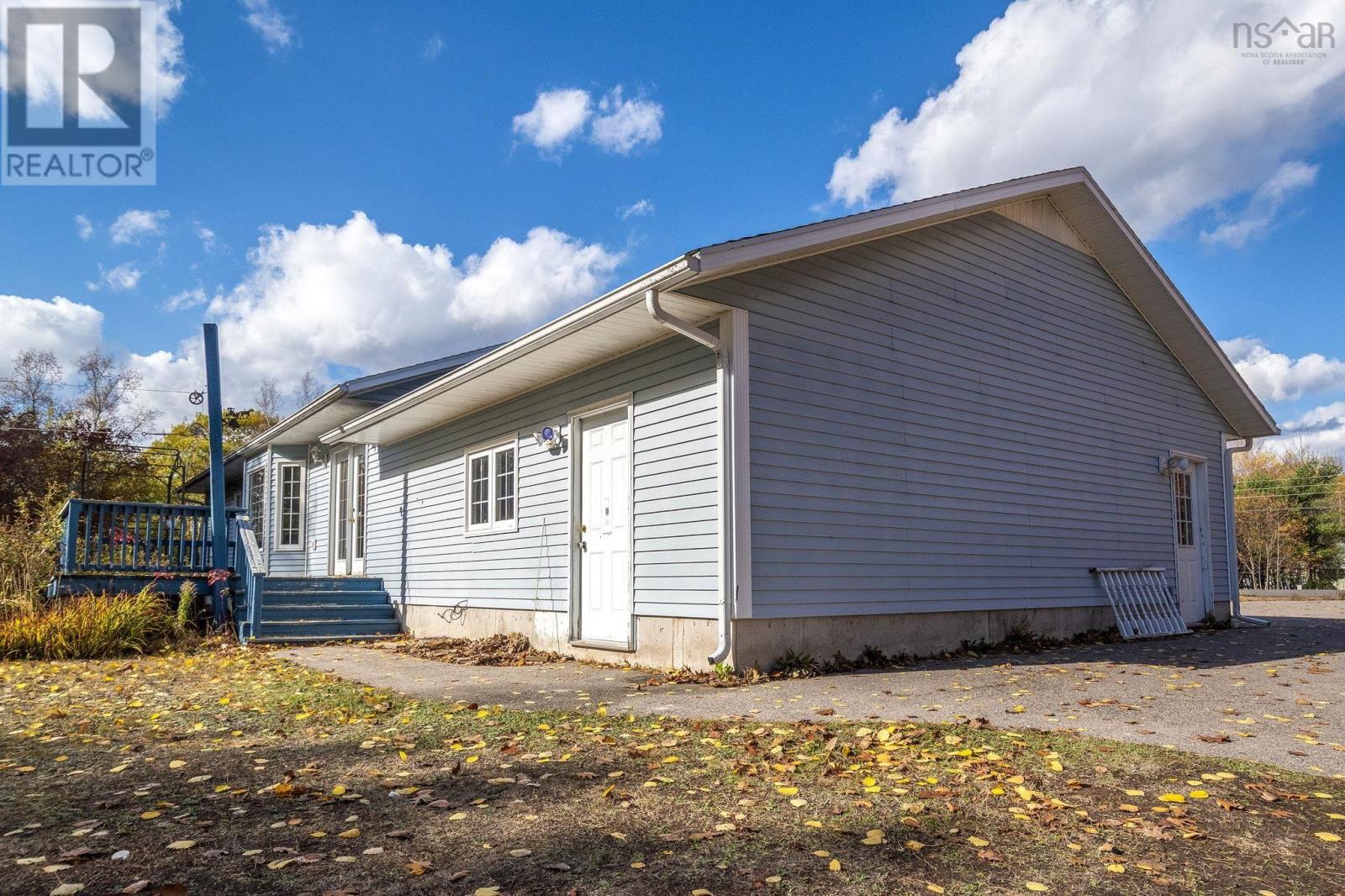 92 Hall Road, South Greenwood, Nova Scotia  B0P 1R0 - Photo 37 - 202526737