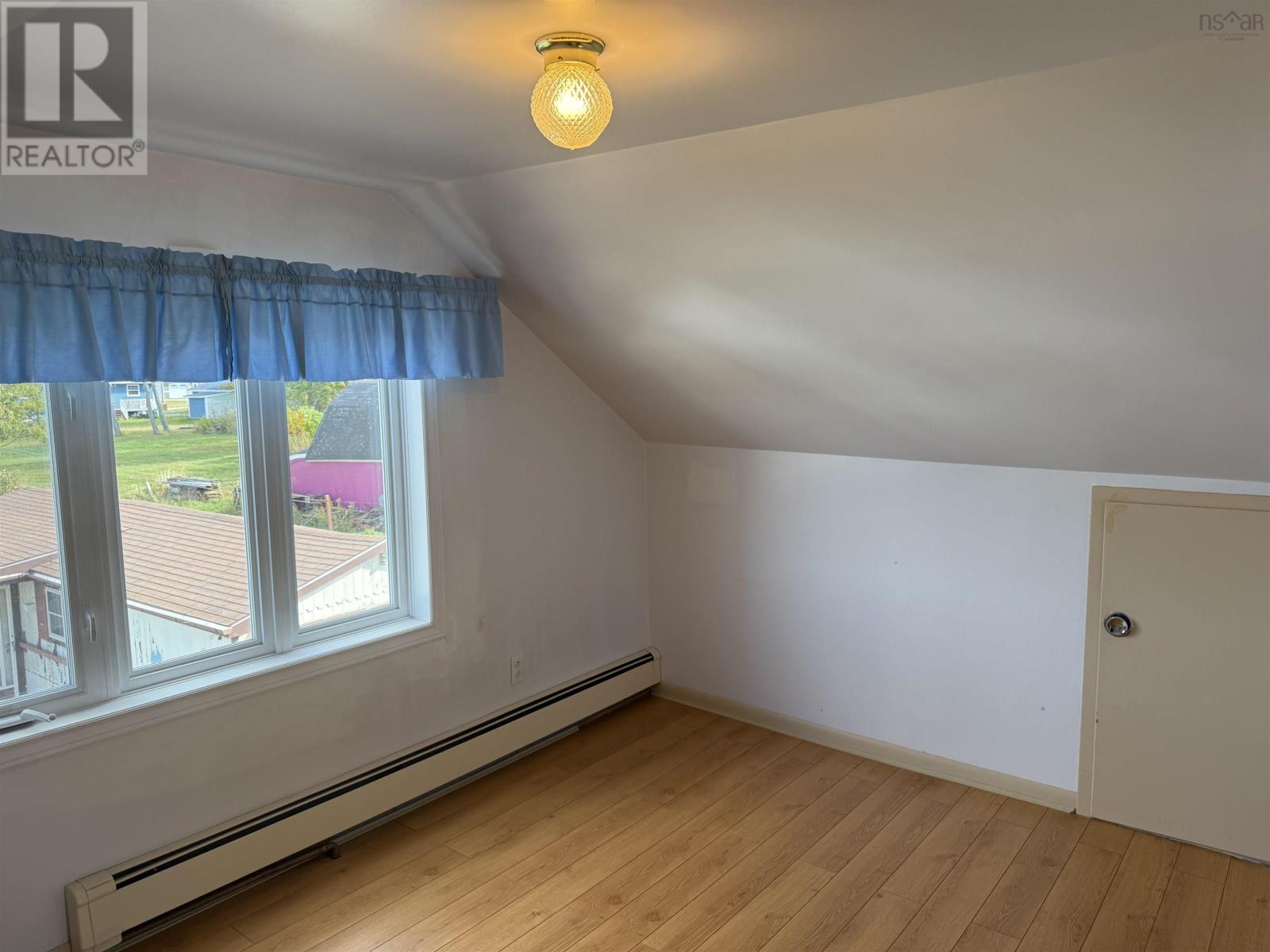 690 St. Joseph Street, New Waterford, Nova Scotia  B1H 4G6 - Photo 32 - 202524704