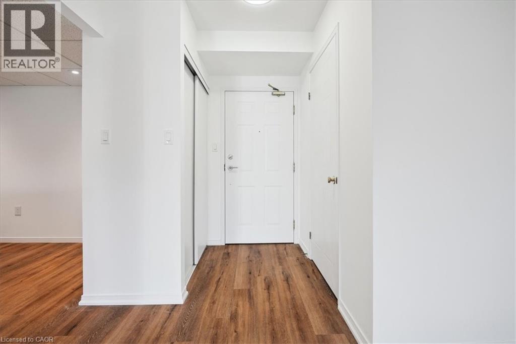 5090 Pinedale Avenue Unit# 208, Burlington, Ontario  L7L 3V8 - Photo 6 - 40772396