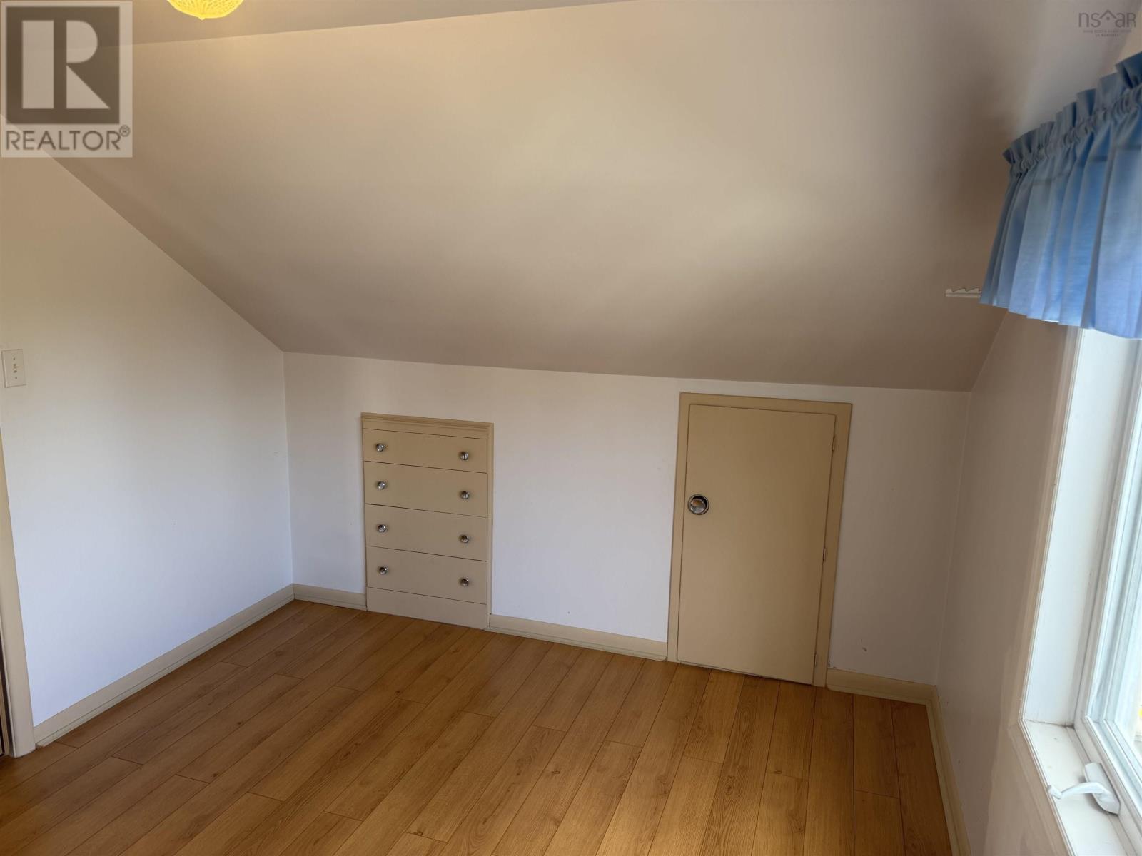 690 St. Joseph Street, New Waterford, Nova Scotia  B1H 4G6 - Photo 33 - 202524704