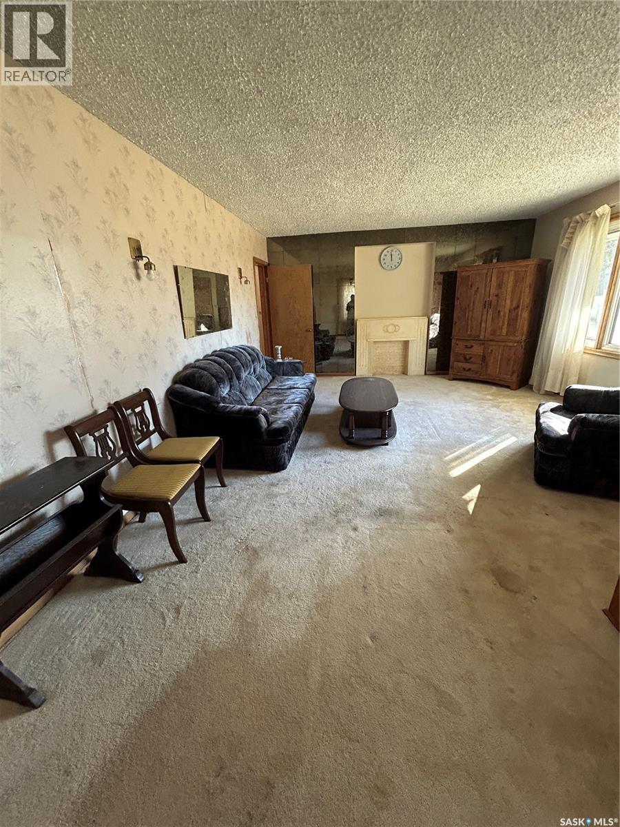 112 2nd Avenue W, Kelvington, Saskatchewan  S0A 1W0 - Photo 9 - SK021823