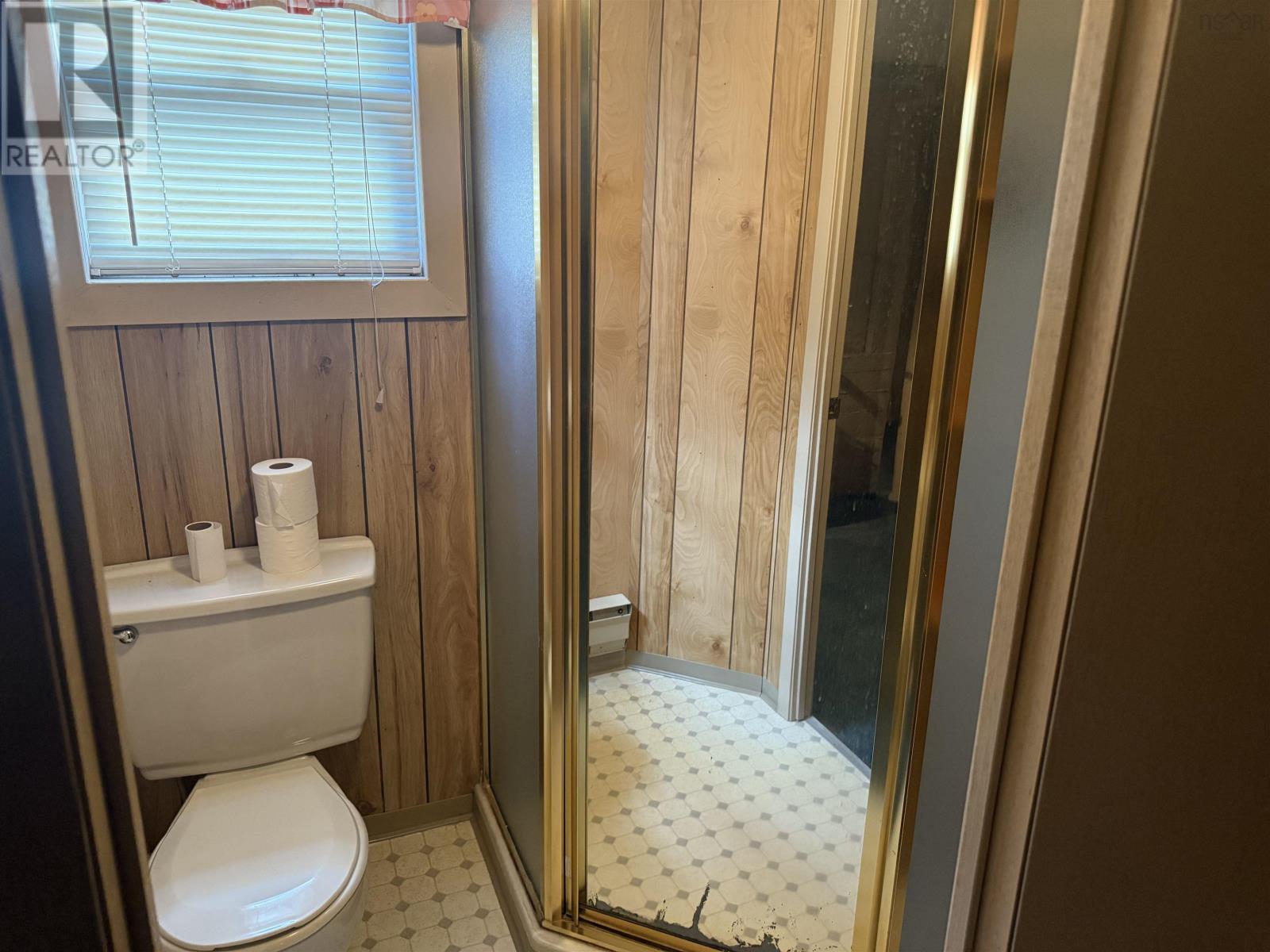 690 St. Joseph Street, New Waterford, Nova Scotia  B1H 4G6 - Photo 37 - 202524704