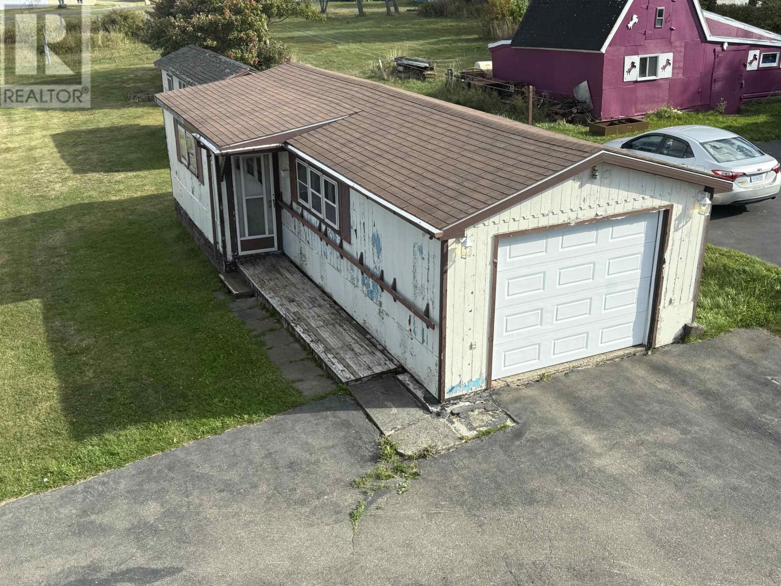 690 St. Joseph Street, New Waterford, Nova Scotia  B1H 4G6 - Photo 5 - 202524704