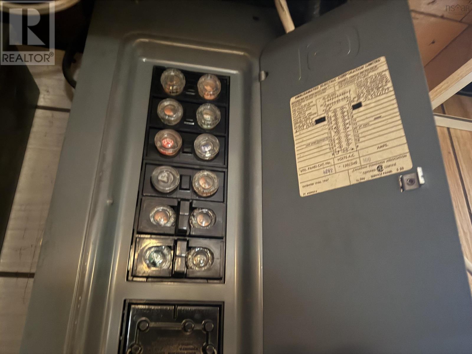 690 St. Joseph Street, New Waterford, Nova Scotia  B1H 4G6 - Photo 47 - 202524704