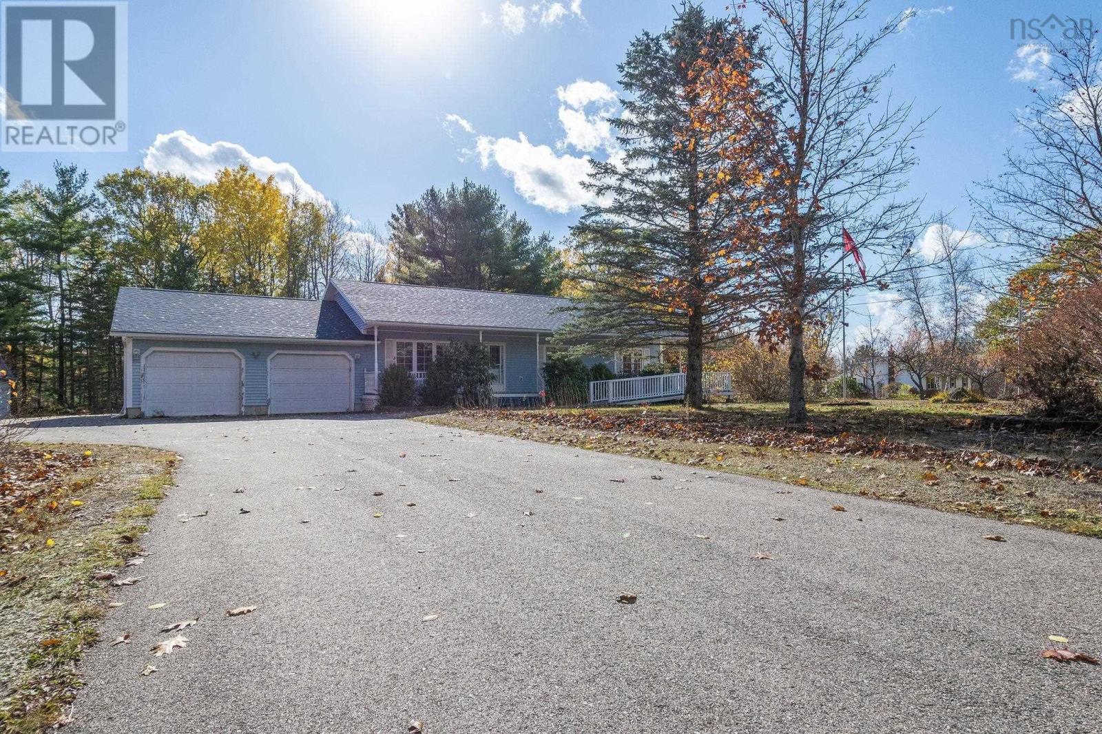 92 Hall Road, South Greenwood, Nova Scotia  B0P 1R0 - Photo 2 - 202526737