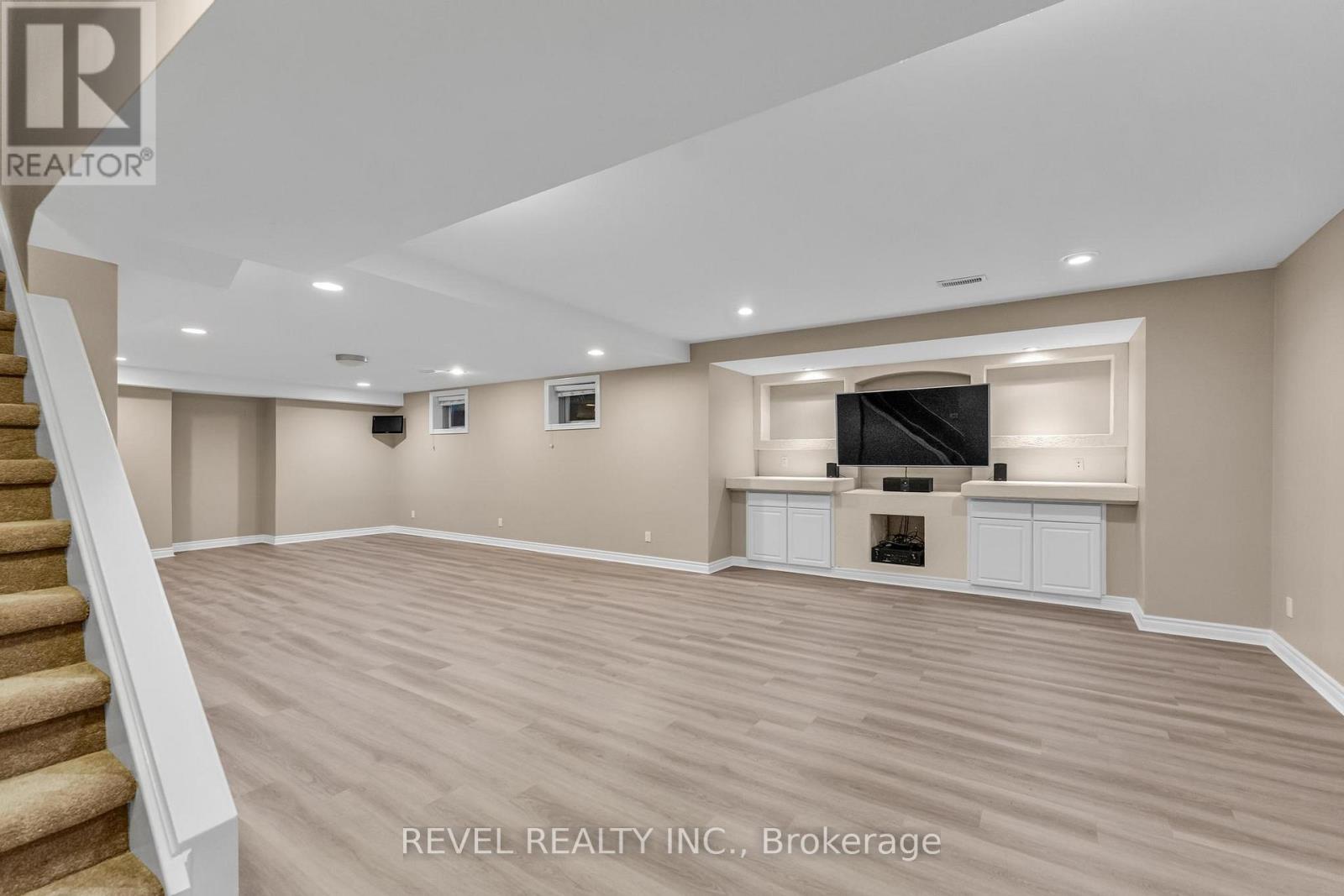 13 Switzer Crescent, Hamilton, Ontario  L0R 1C0 - Photo 30 - X12485369