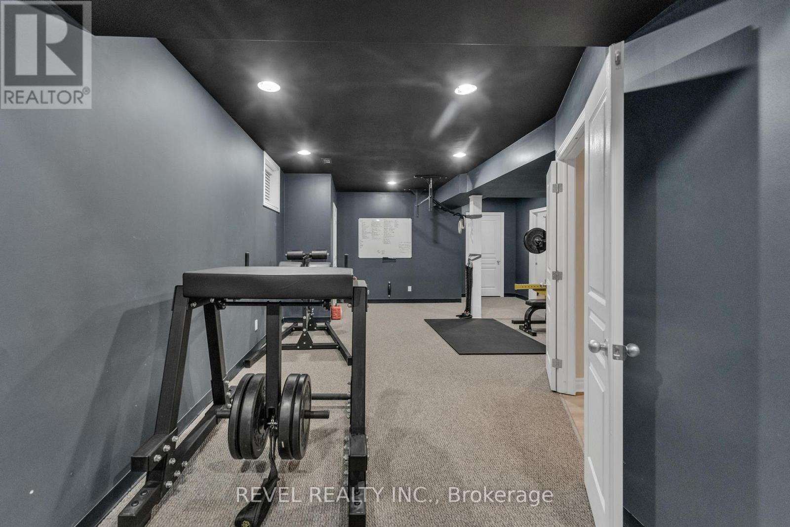 13 Switzer Crescent, Hamilton, Ontario  L0R 1C0 - Photo 34 - X12485369