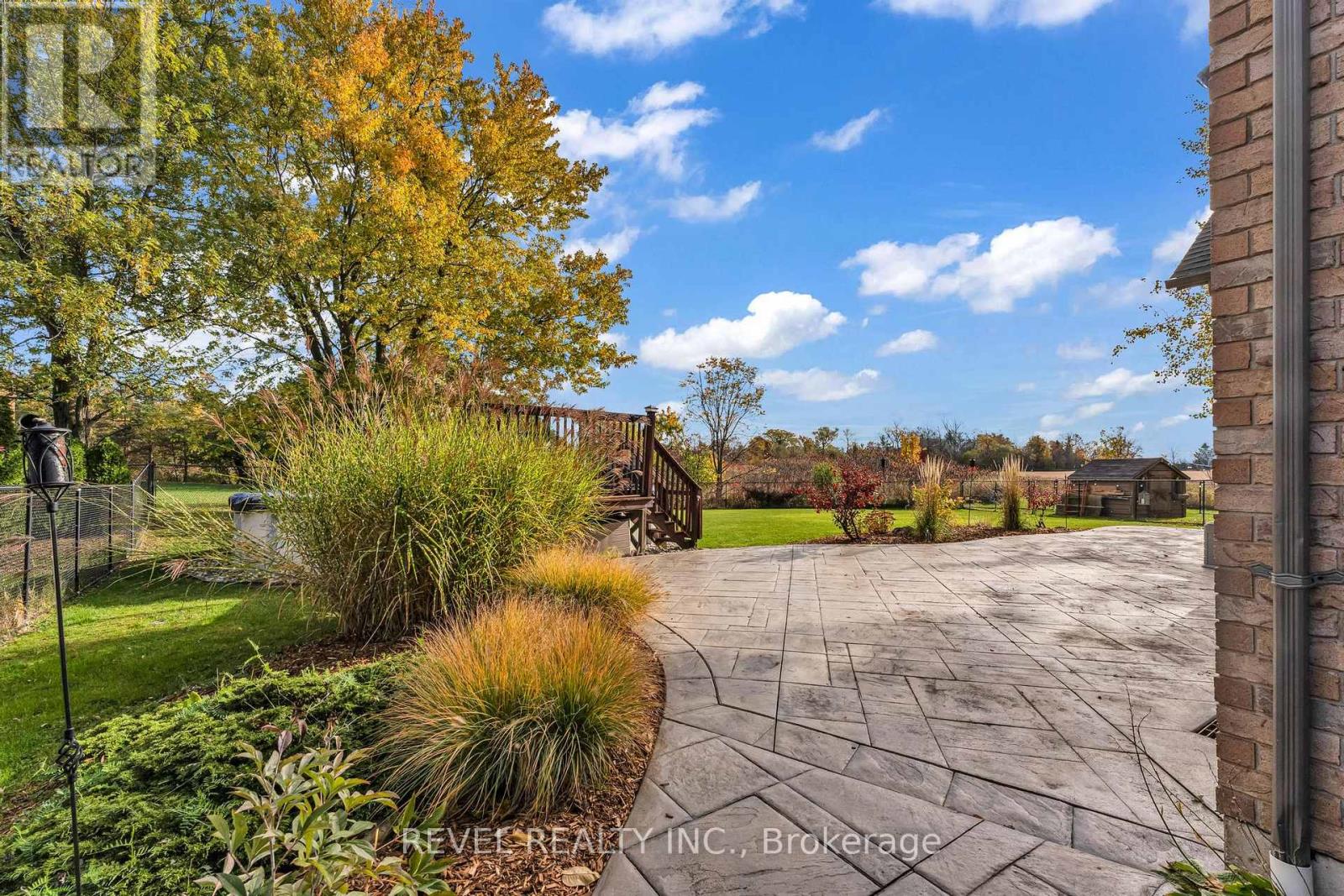 13 Switzer Crescent, Hamilton, Ontario  L0R 1C0 - Photo 40 - X12485369