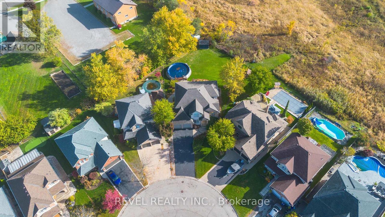 13 Switzer Crescent, Hamilton, Ontario  L0R 1C0 - Photo 44 - X12485369