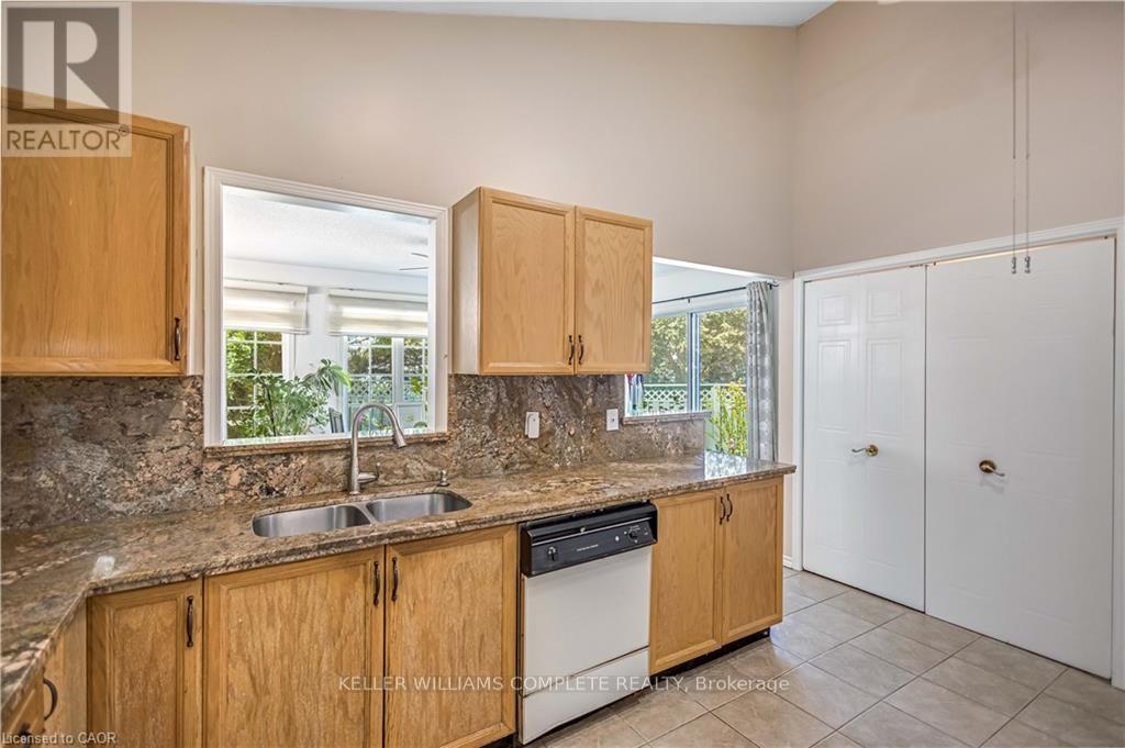 375 Silverbirch Boulevard, Hamilton, Ontario  L0R 1W0 - Photo 12 - X12485370