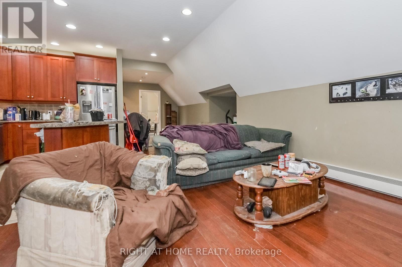 210 York Street, Minto, Ontario  N0G 2P0 - Photo 38 - X12485375