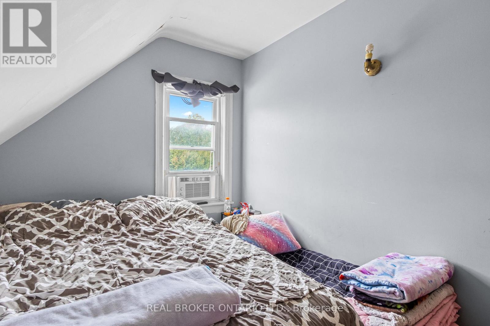 1323 2nd Avenue W, Owen Sound, Ontario  N4K 4N5 - Photo 23 - X12485384