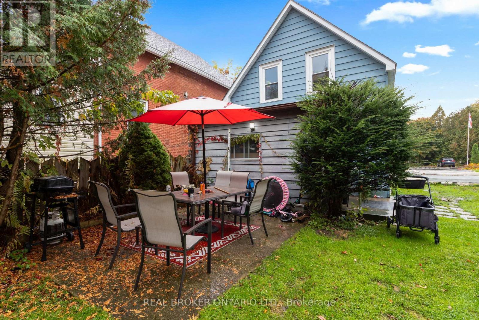 1323 2nd Avenue W, Owen Sound, Ontario  N4K 4N5 - Photo 33 - X12485384