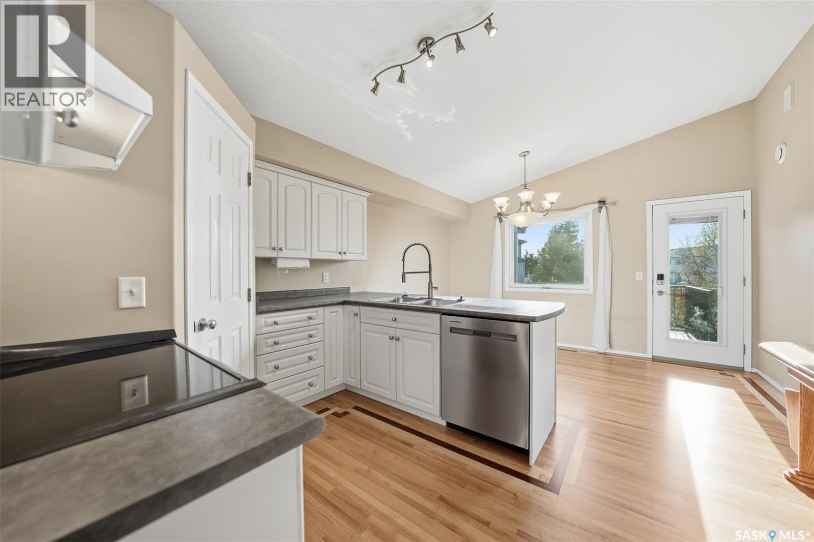 710 Kenderdine Road, Saskatoon, Saskatchewan  S7N 4V8 - Photo 10 - SK021859