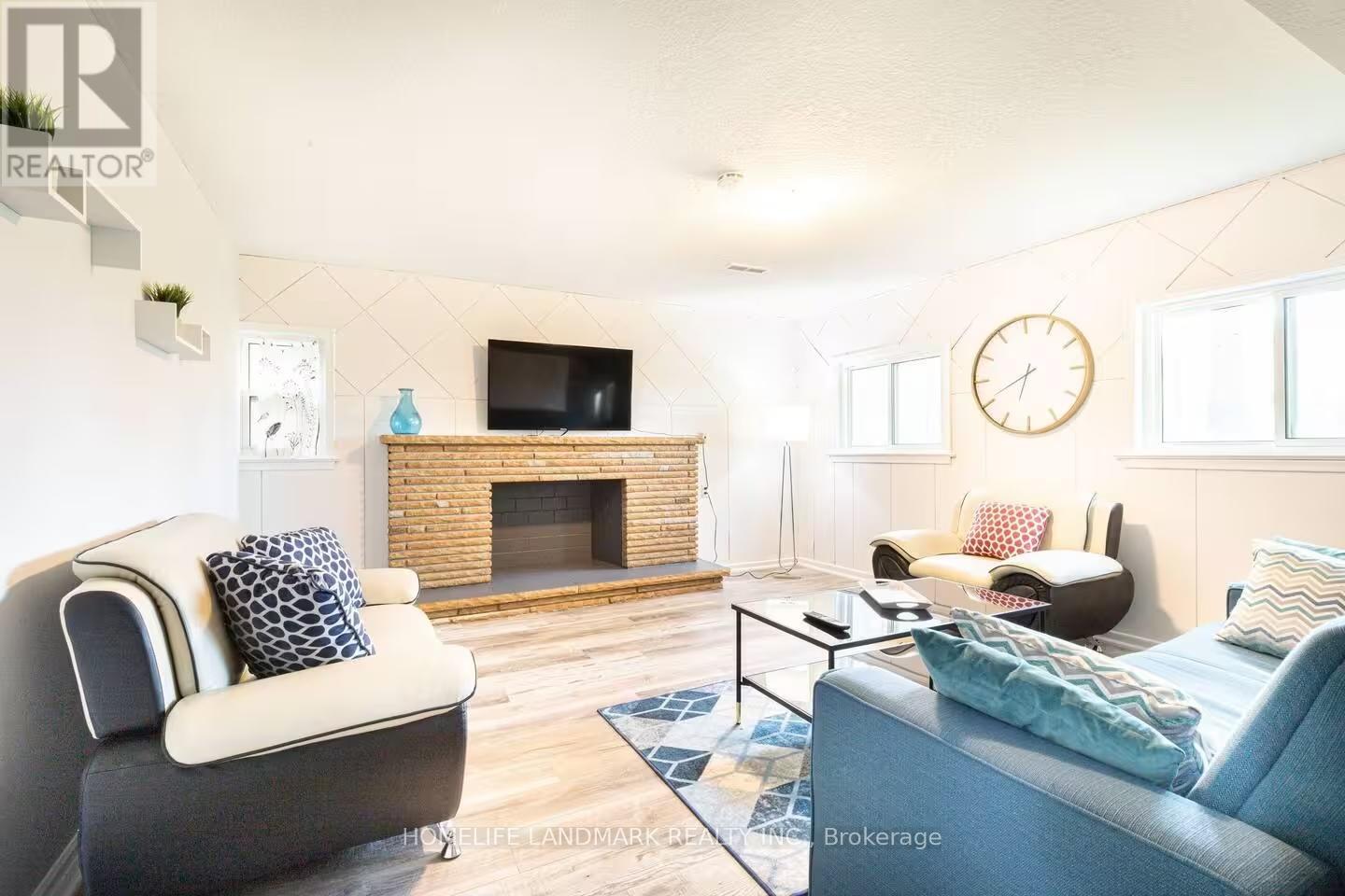 12 Blue Forest Drive, Toronto, Ontario  M3H 4W2 - Photo 15 - C12485390