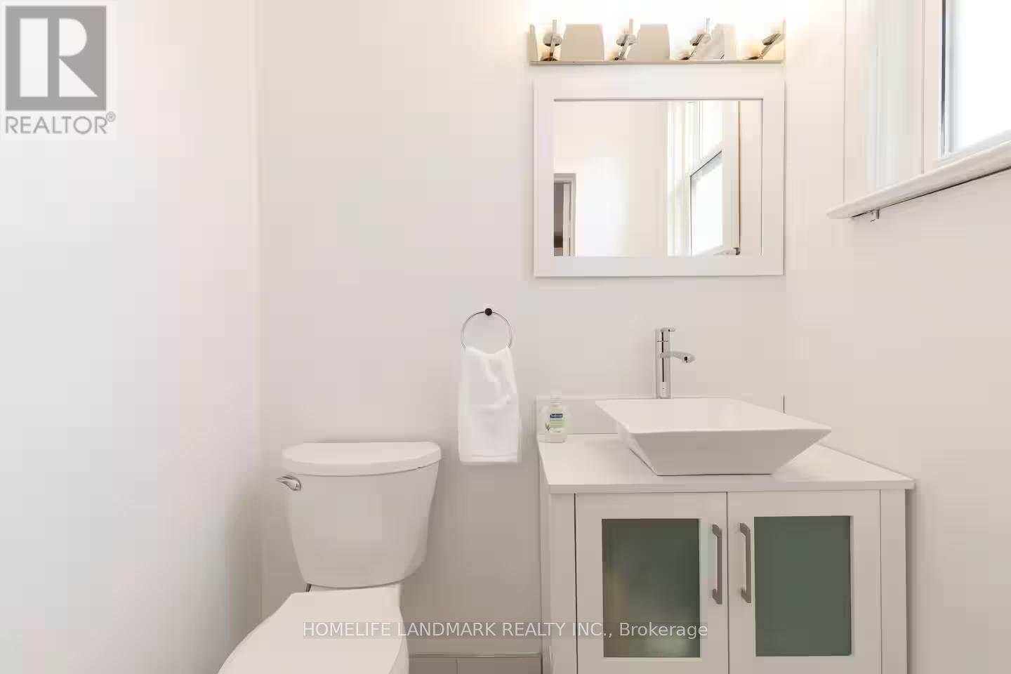 12 Blue Forest Drive, Toronto, Ontario  M3H 4W2 - Photo 23 - C12485390